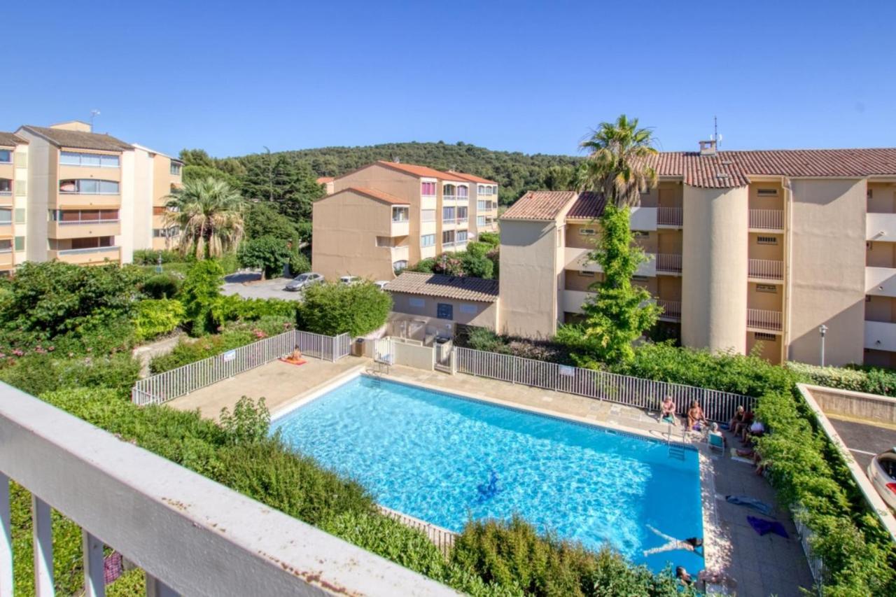 Charming Apartment In Residence With Swimming Pool Sanary-sur-Mer Bagian luar foto