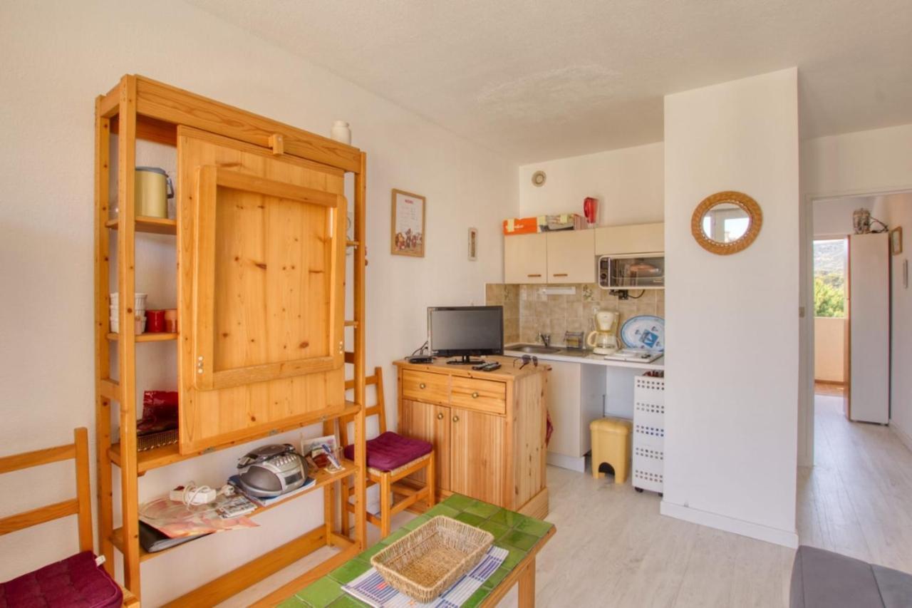 Charming Apartment In Residence With Swimming Pool Sanary-sur-Mer Bagian luar foto